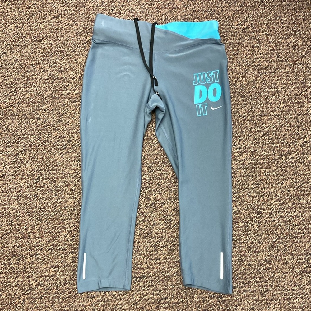 Nike Dri-fit Capri Running Pants size Small Gray & Blue, zip waistband pocket
